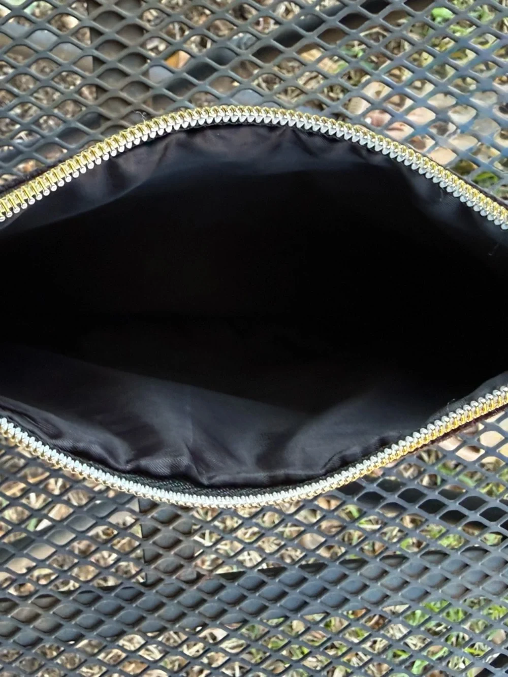 Marc Jacobs Fragrance Cosmetic Bag in Floral Dot Canvas GWP - Picture 4 of 4